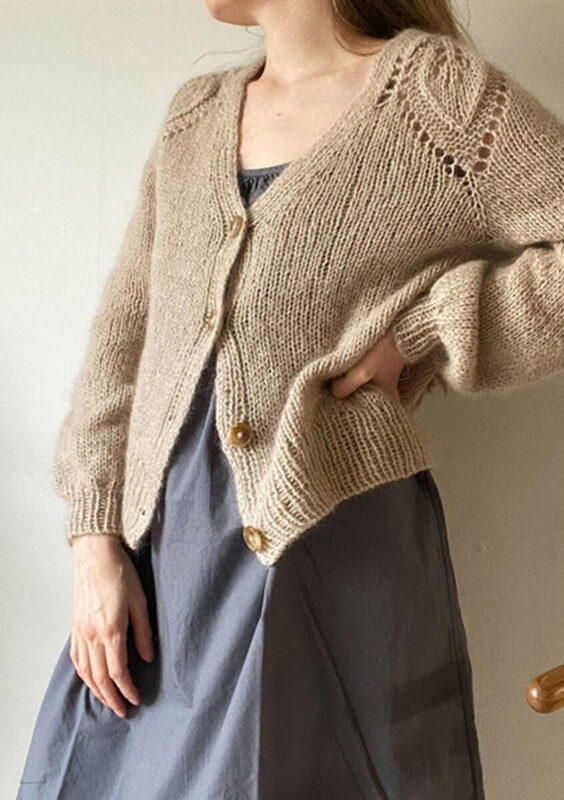 Chunky Dahlia V-Neck Cardigan